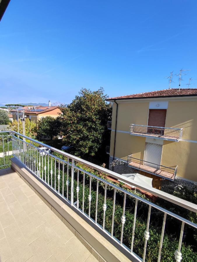 Casa Violina Apartment Lido di Camaiore Exterior photo